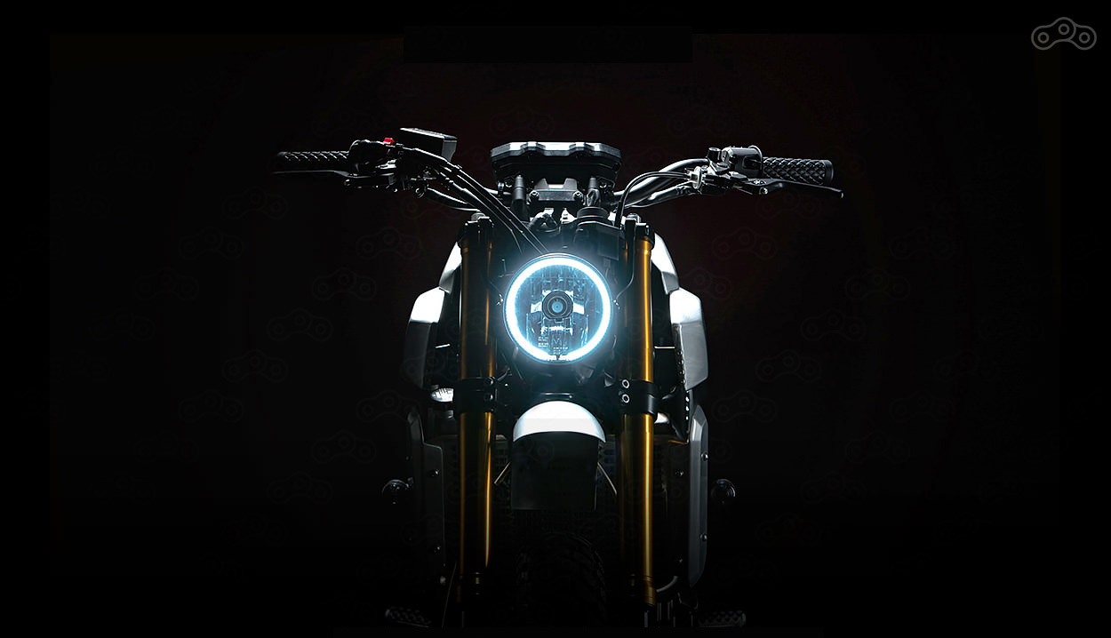 Фара Yamaha XSR700 Yard Built