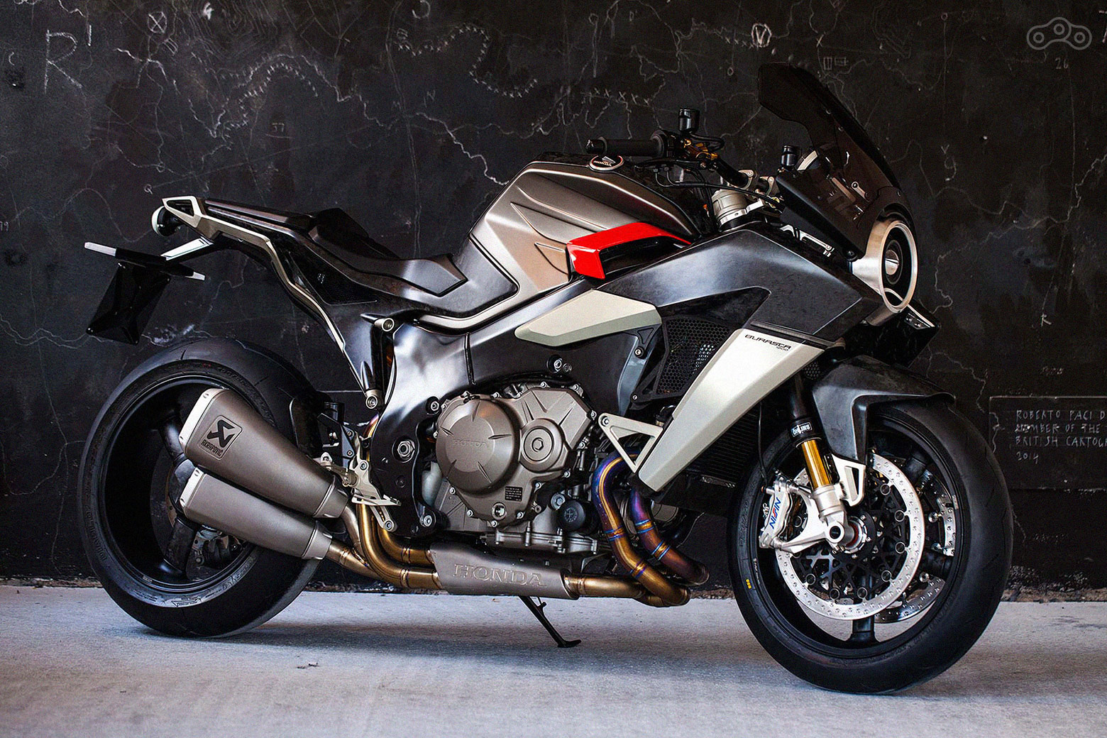 Кастом-байк Burasca 1200 на базе туристического мотоцикла Honda VFR1200F