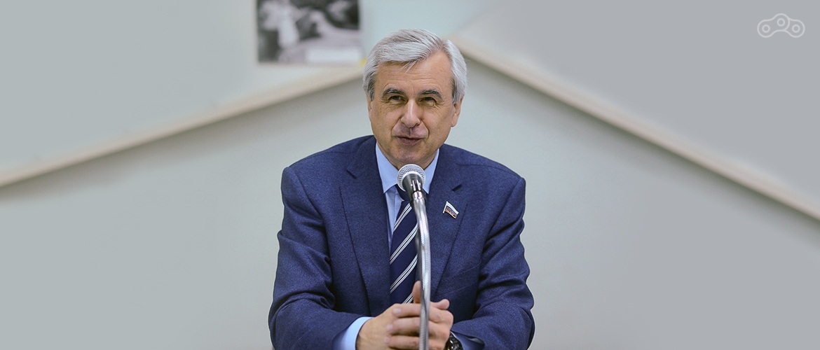 Вячеслав Лысаков, депутат от фракции "Единая Россия", Председатель межрегиональной общественной организации автомобилистов «Свобода выбора».