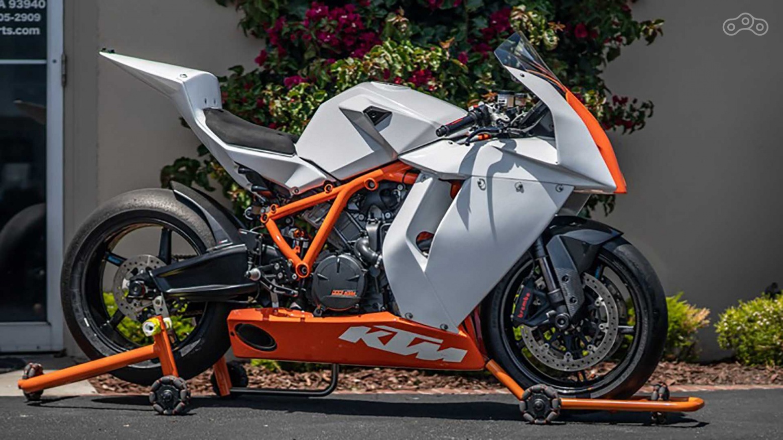 KTM RC8R