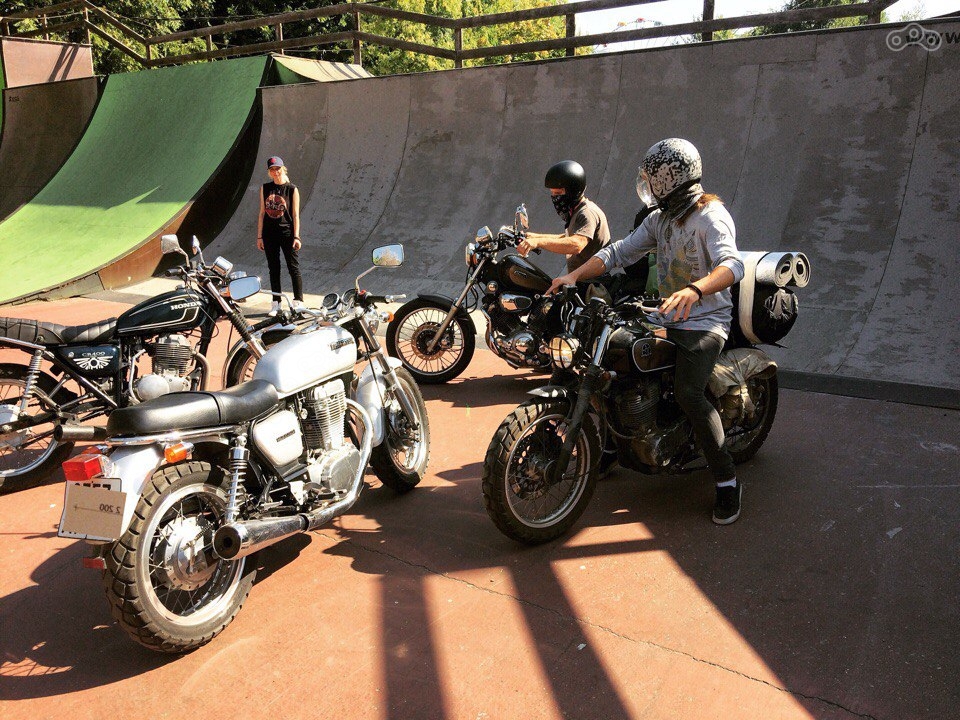 провожаем часть команды)