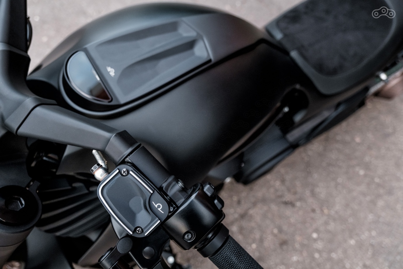 Custom на базе Harley-Davidson V-Rod от Box39