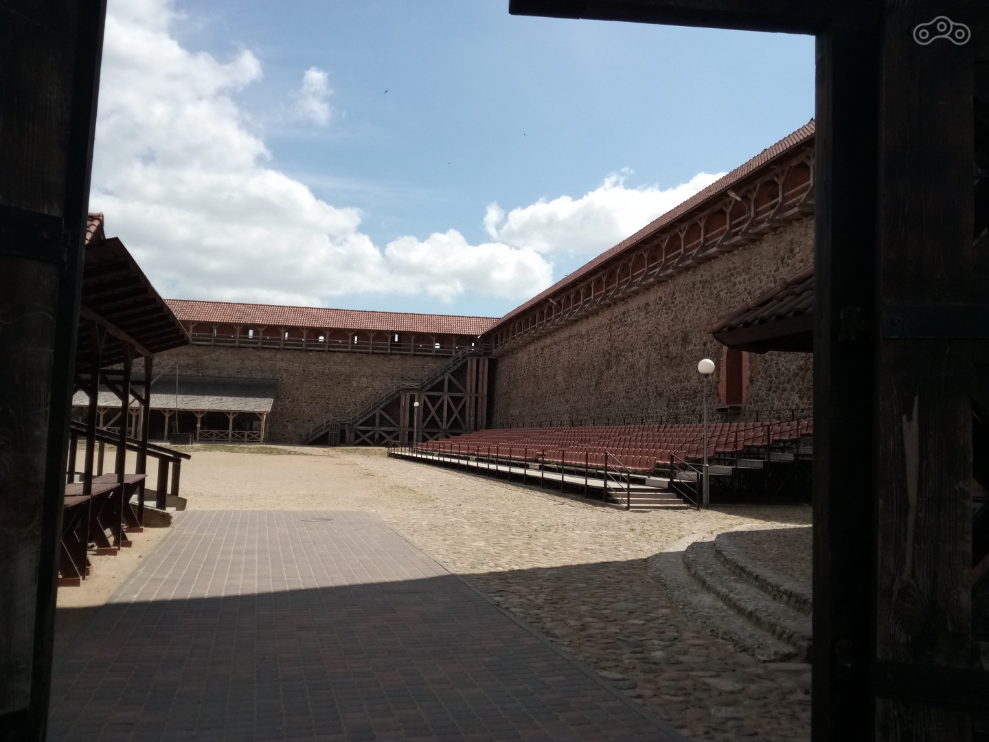 Вид внутри замка