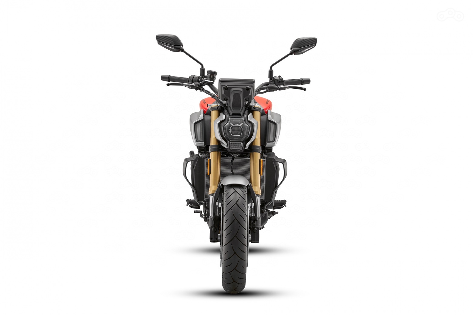 Фара и задний фонарь, конечно же, светодиодные. Их несомненное преимущество — идеальное освещение при любой видимости