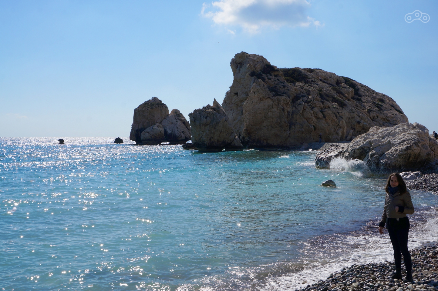 Скалу Афродиты никто, кроме моей Афродиты не оценил)