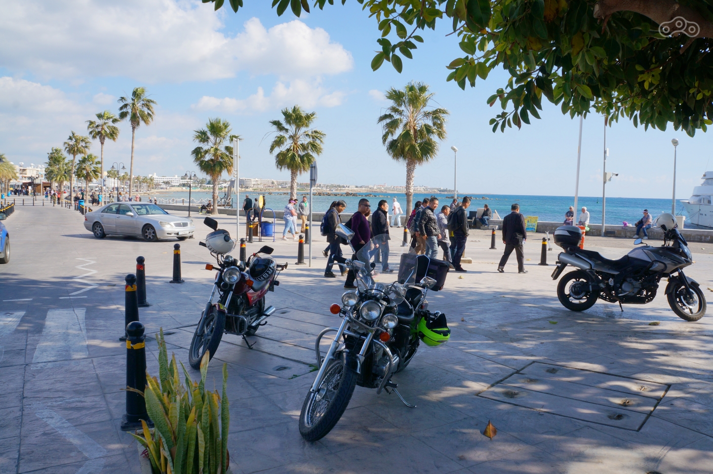 А Пафос вообще никто, уж больно там всё пафосное.