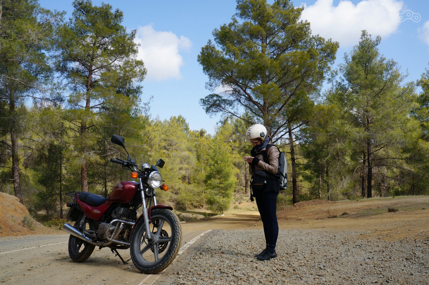 Как им удается делать грейдеры такими же ровными как асфальт?