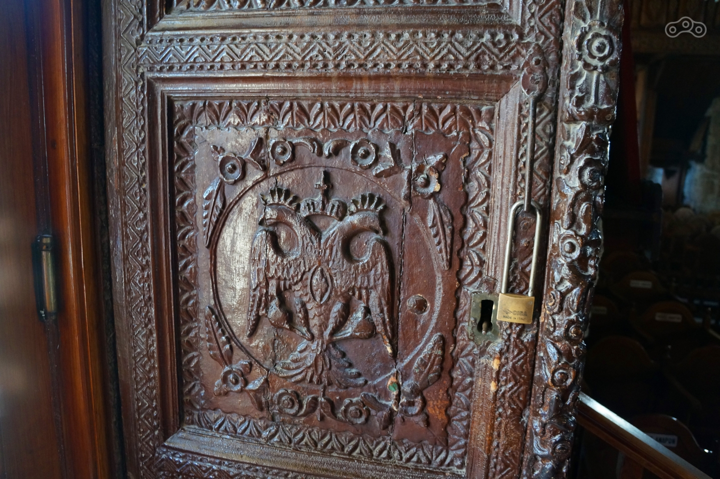 Кажется, все атрибуты для «русского мира» на Кипре уже есть, осталось выдать российские паспорта и всё запретить.