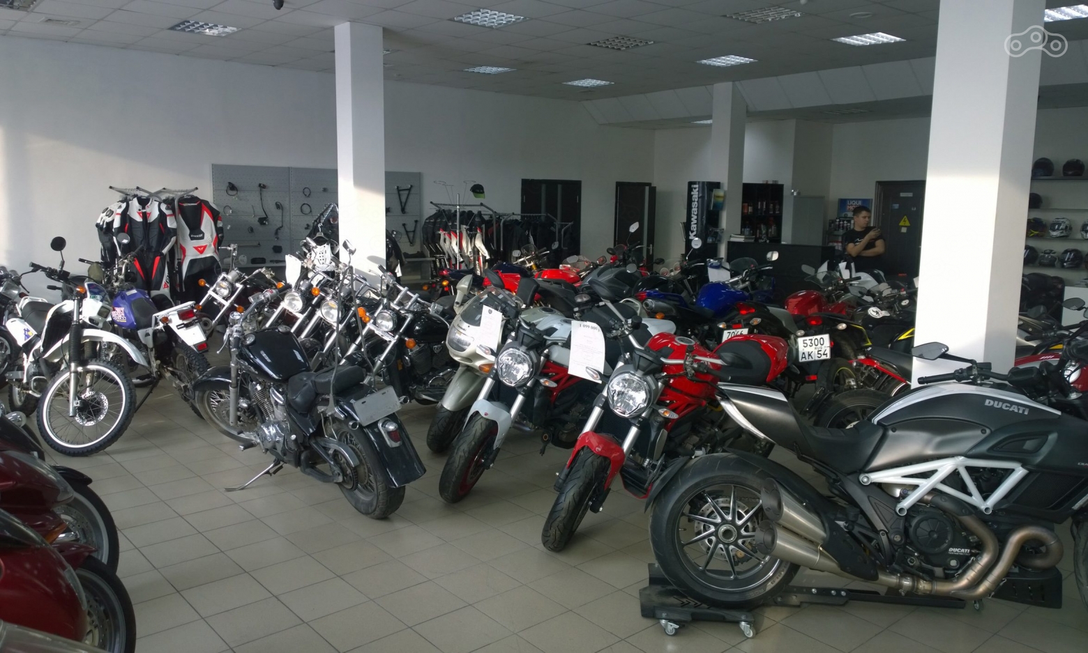 О росте спроса косвенно можно судить по росту оплаты труда мотомехаников и продавцов мотоцклов, недавно Росстат отчитался о двухкратном росте за 2016 год