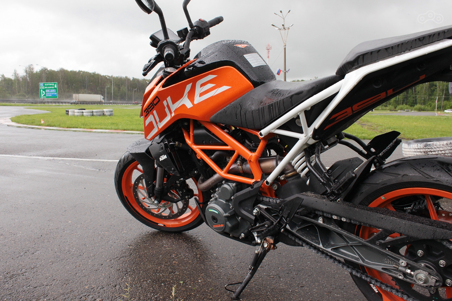 Новый KTM Duke 390 – самый технологичный «малокубатурник» на российском рынке