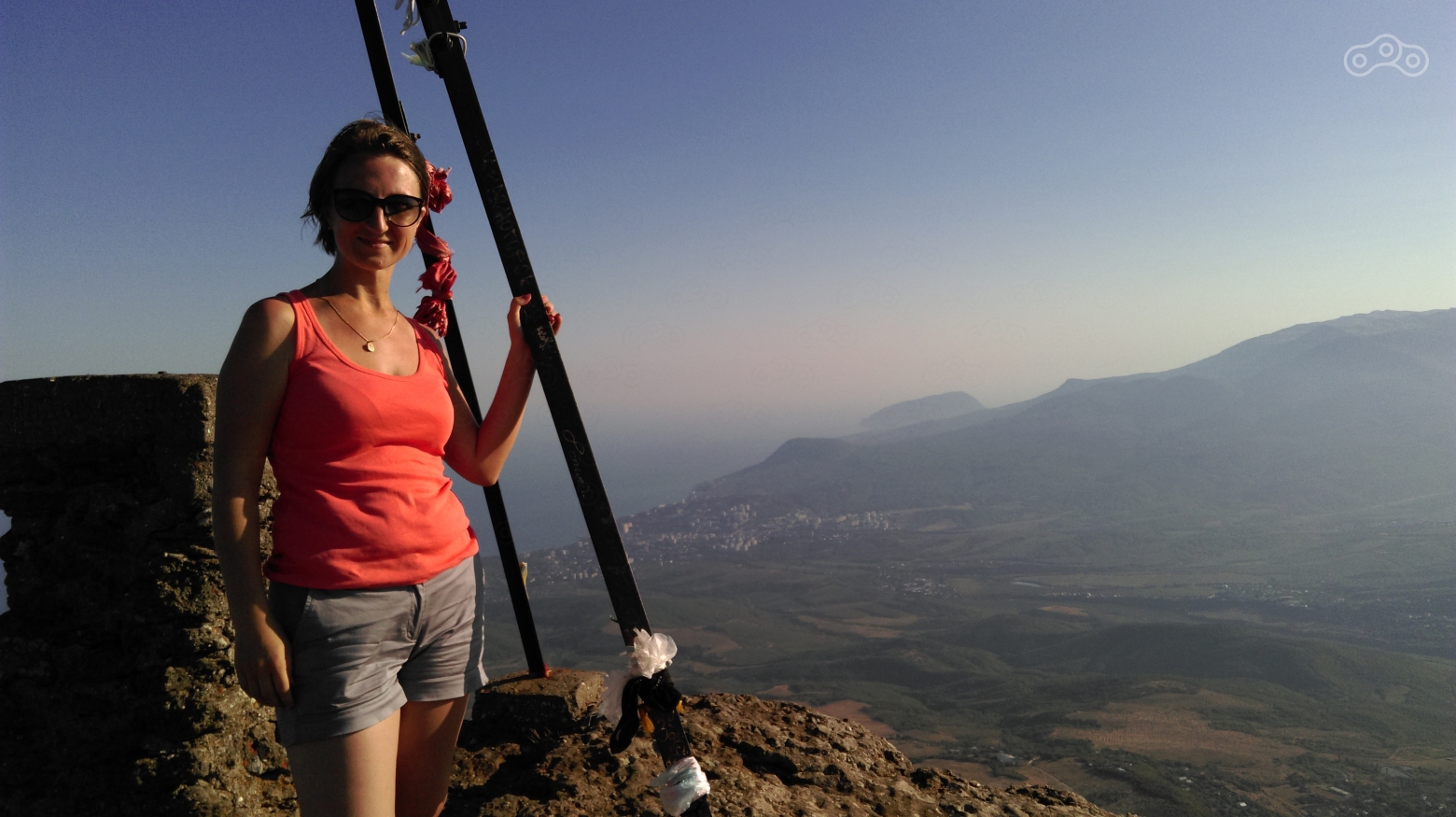 Вид на Черное море, Алушту, гору Аю-Даг. Южная Демерджи