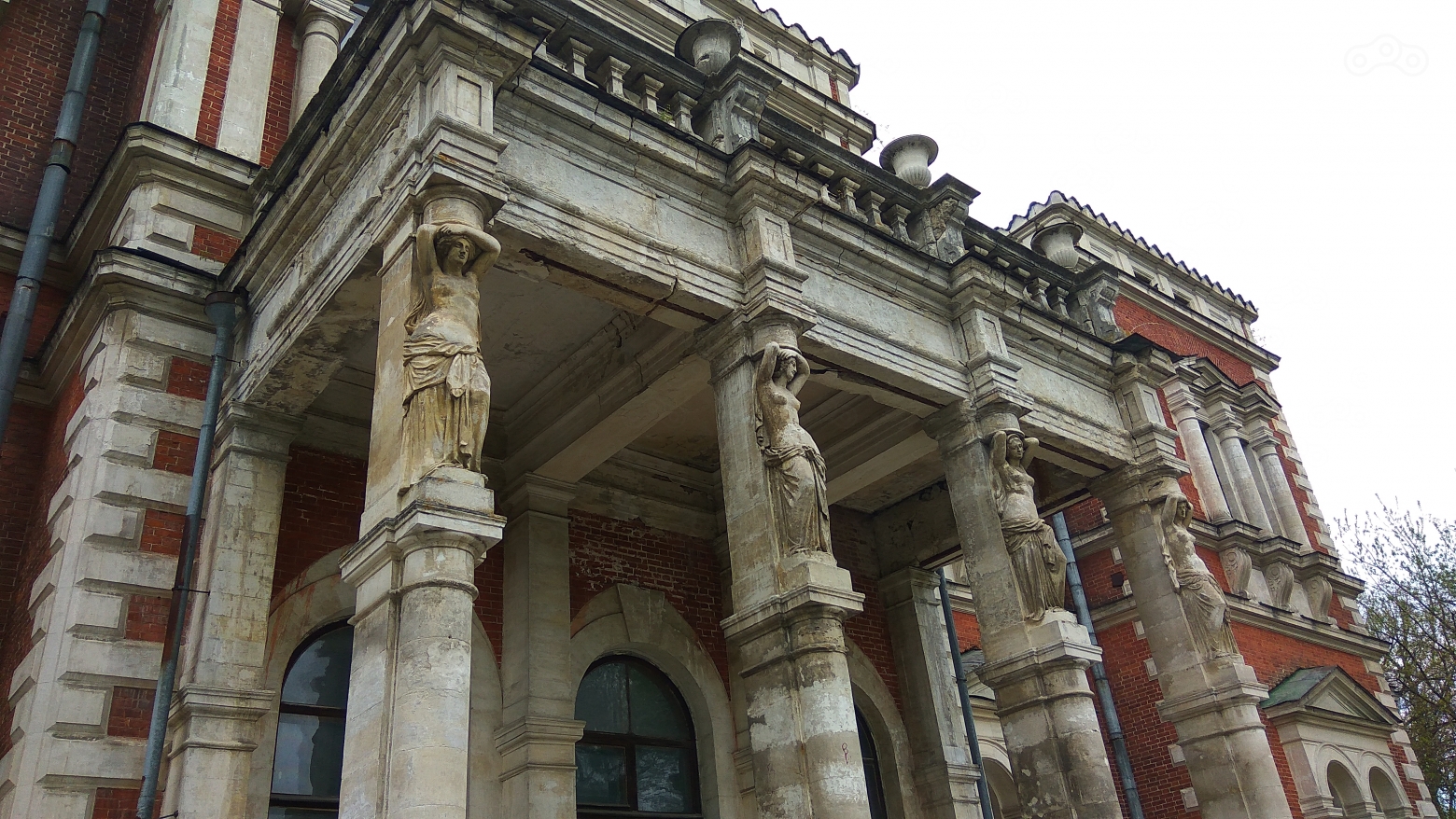 Южный фасад усадебного дома. Быково