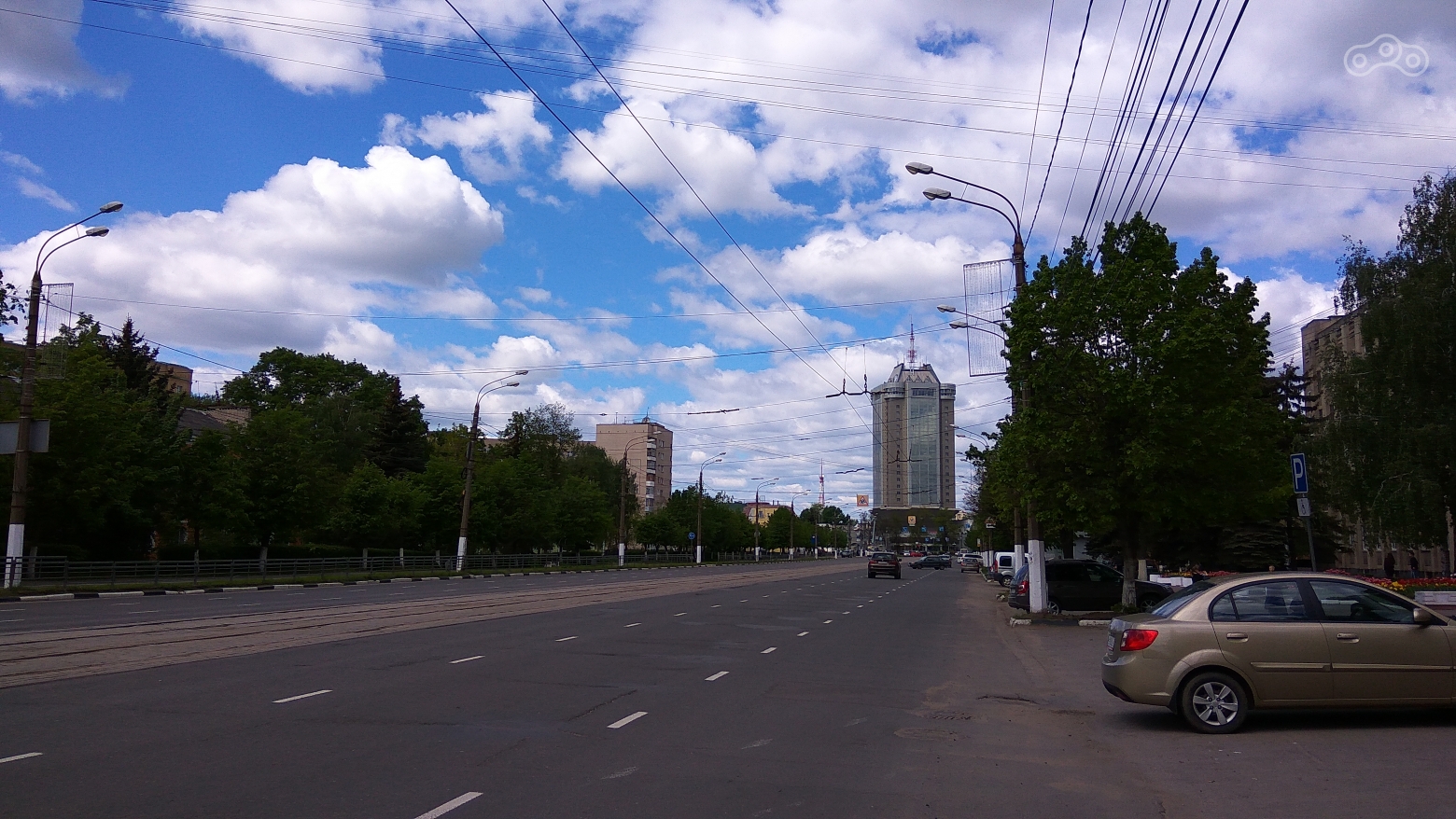 Вид на бизнес-центр "Тверь". Улица Вагжанова, Тверь