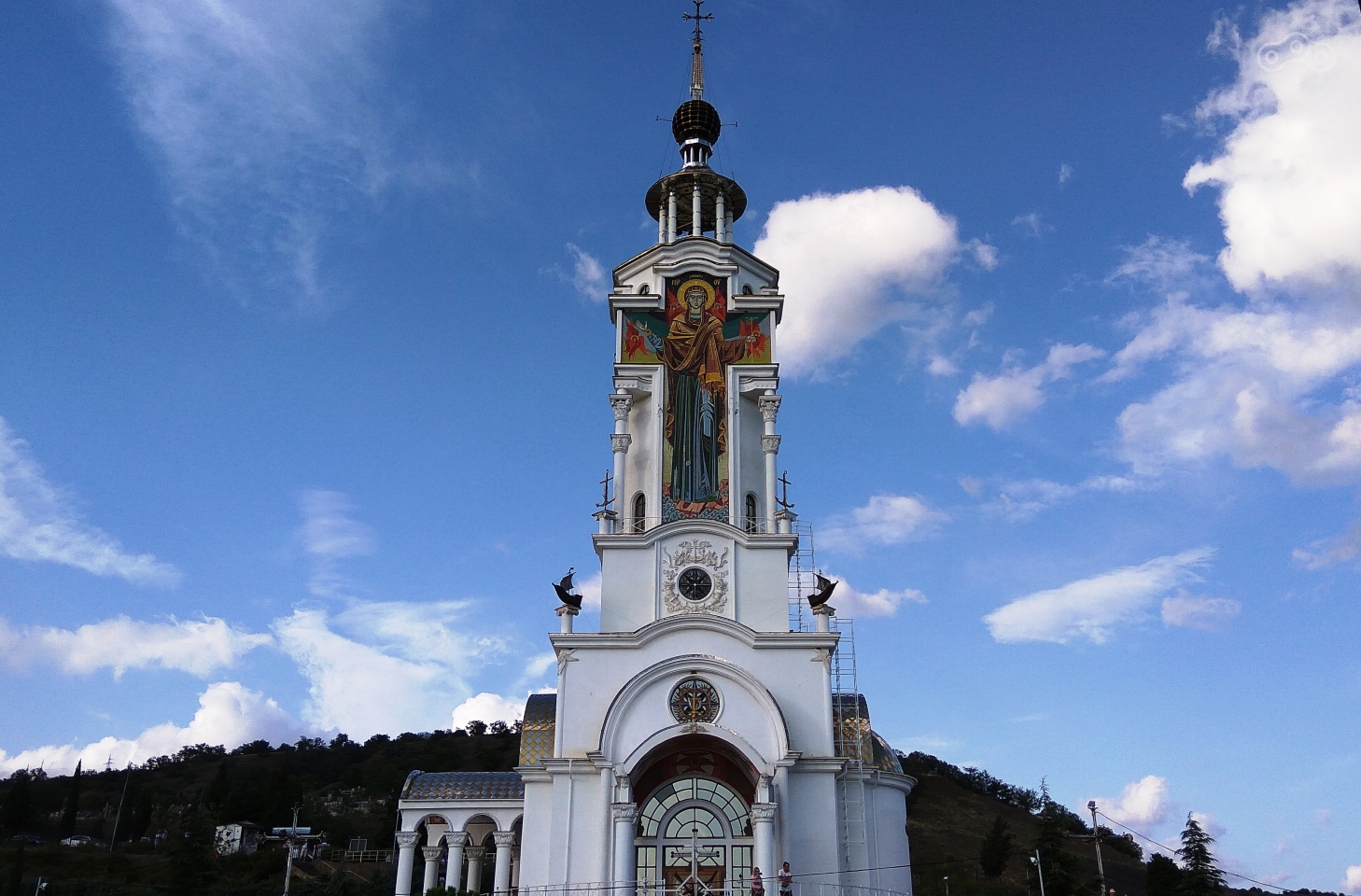 Церковь-маяк. Малореченское, Крым