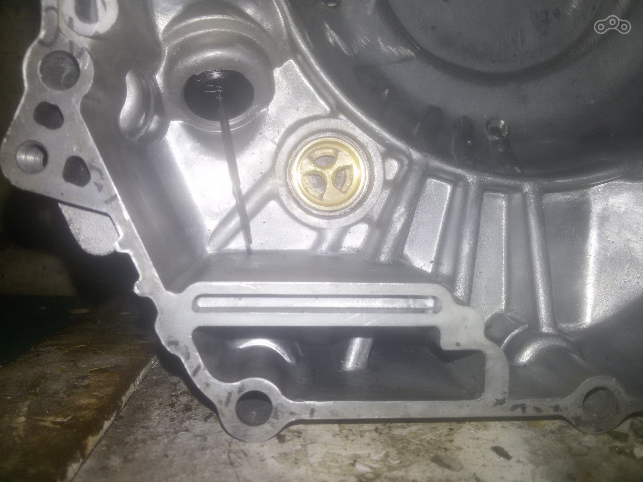 А вот и окно, вид сзади.