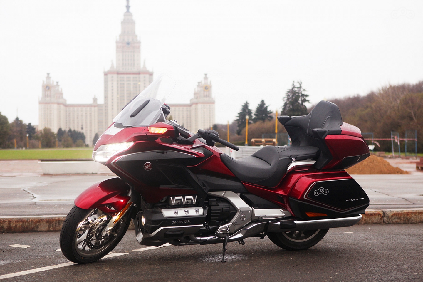 Стремительный силуэт и узнаваемый профиль – именно так должна выглядеть икона современных люкс-туреров