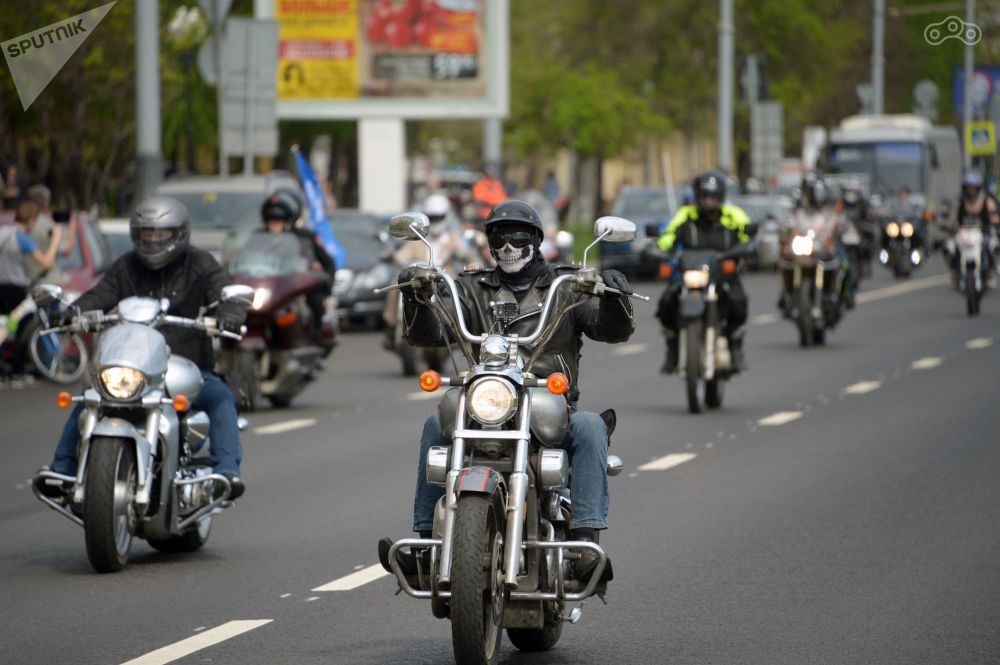 Колонна Московского мотопарада 2018