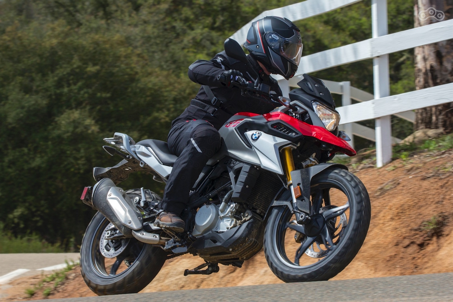 BMW G310GS - самый младший в "гусином" семействе