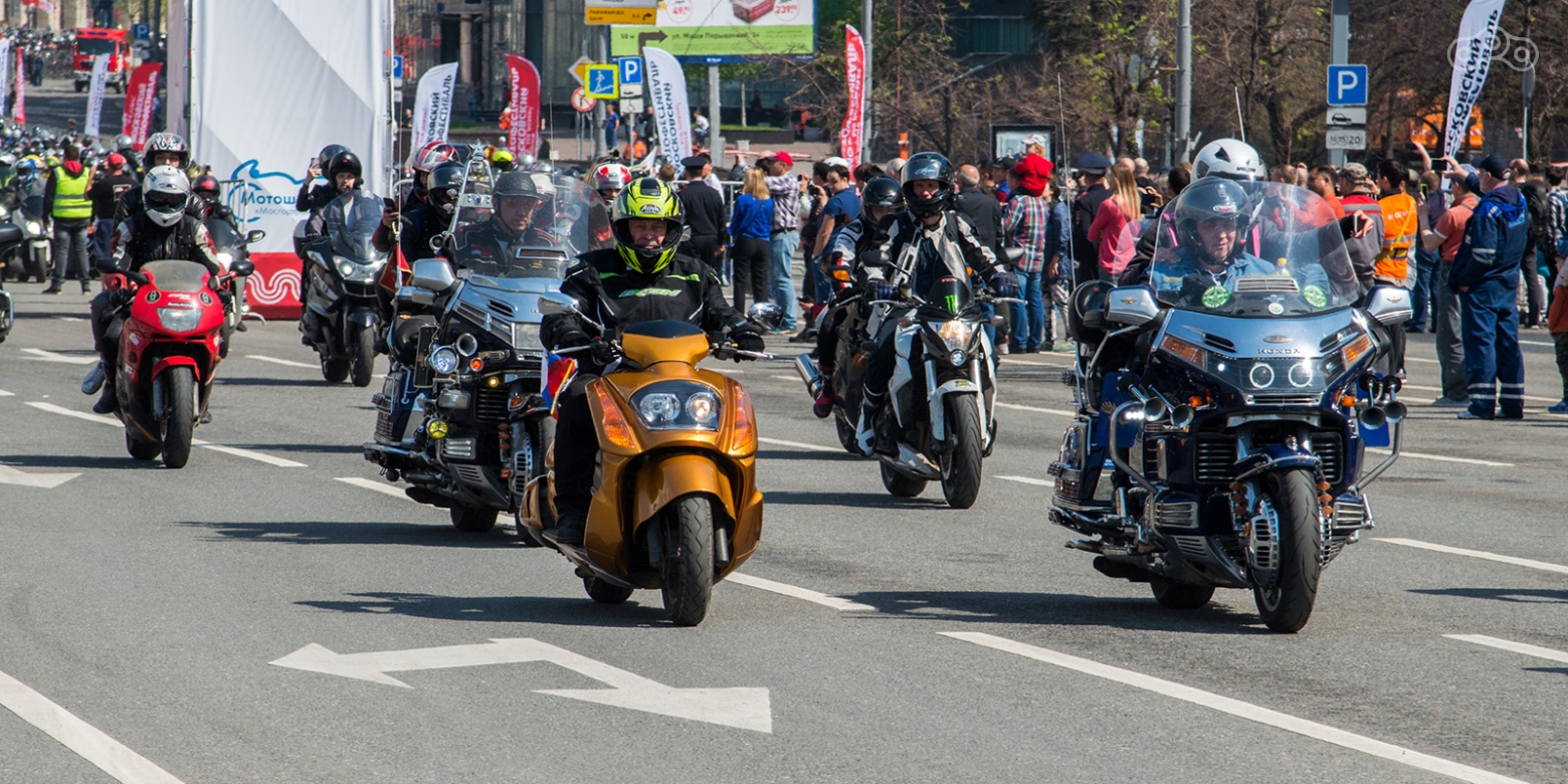 В приуроченном к мотофестивалю параде примут участие около двух тысяч байкеров из пятнадцати клубов