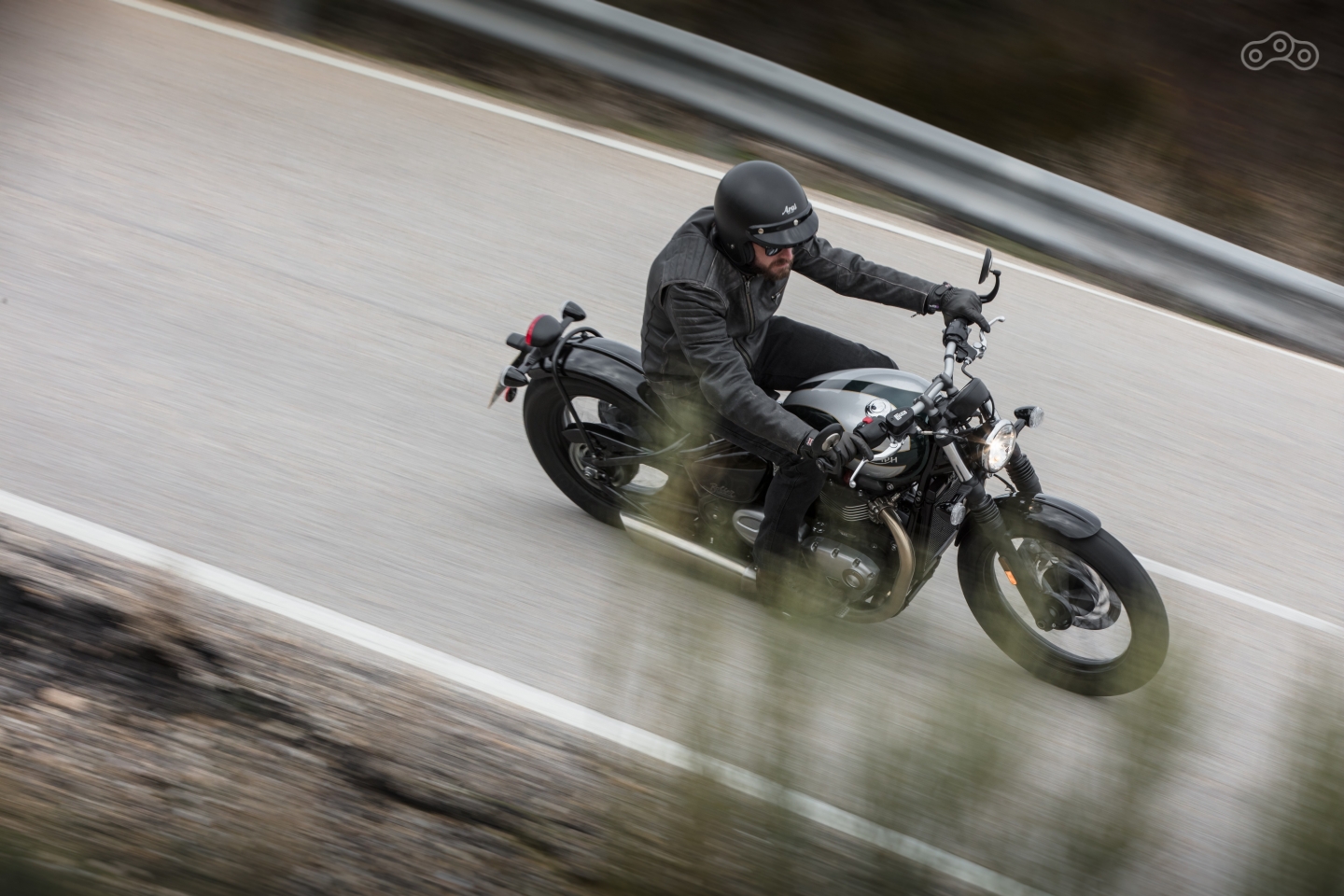 Заводской кастом Triumph Bonneville Bober 2017