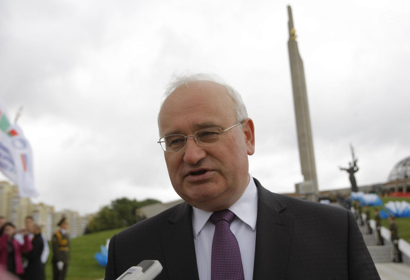 Мэр города Минска и руководитель ОАО «МотоВелоЗавод» Николай Ладутько