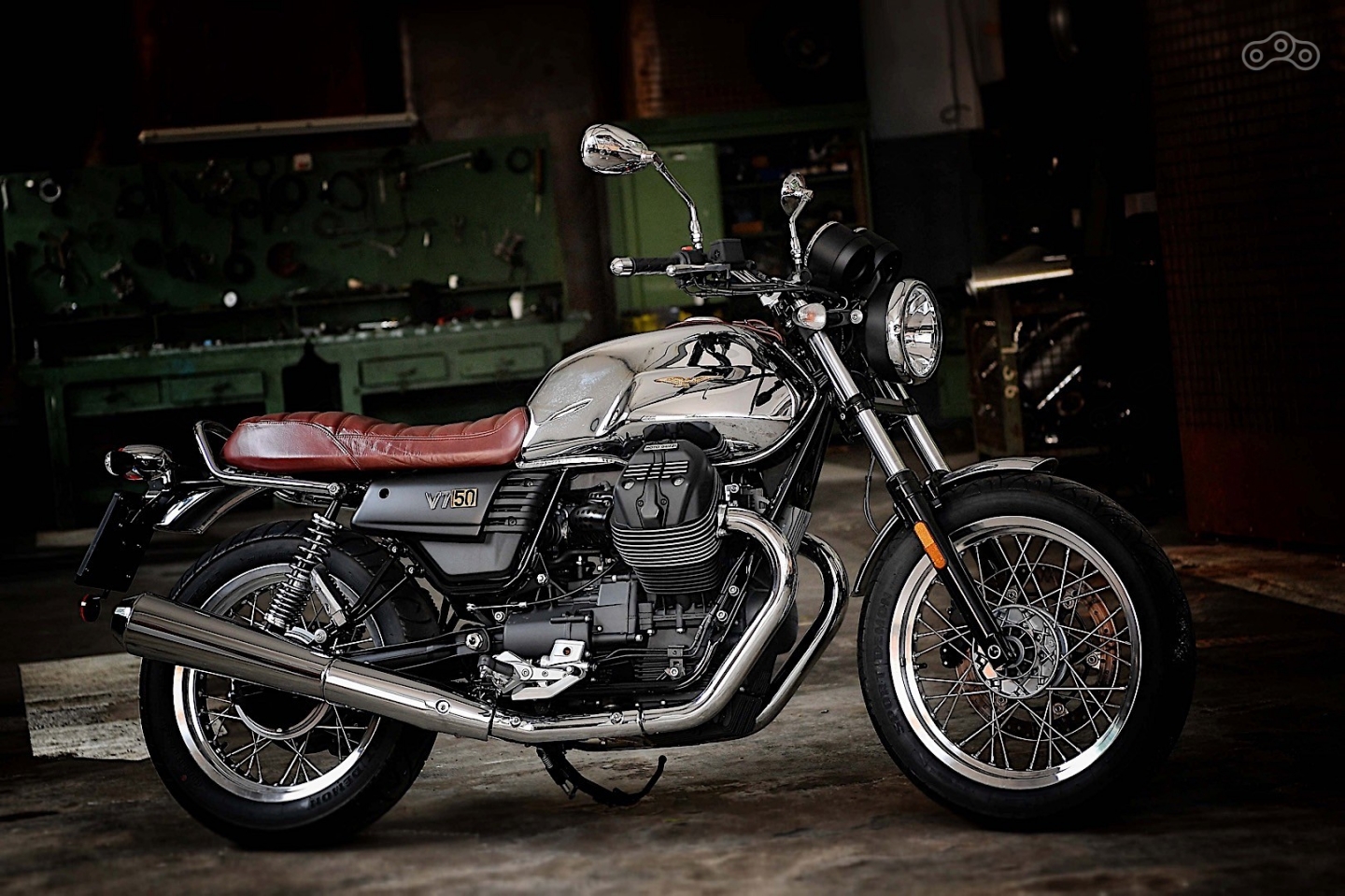 Юбилейная модификация Moto Guzzi V7 III Anniversario 2018