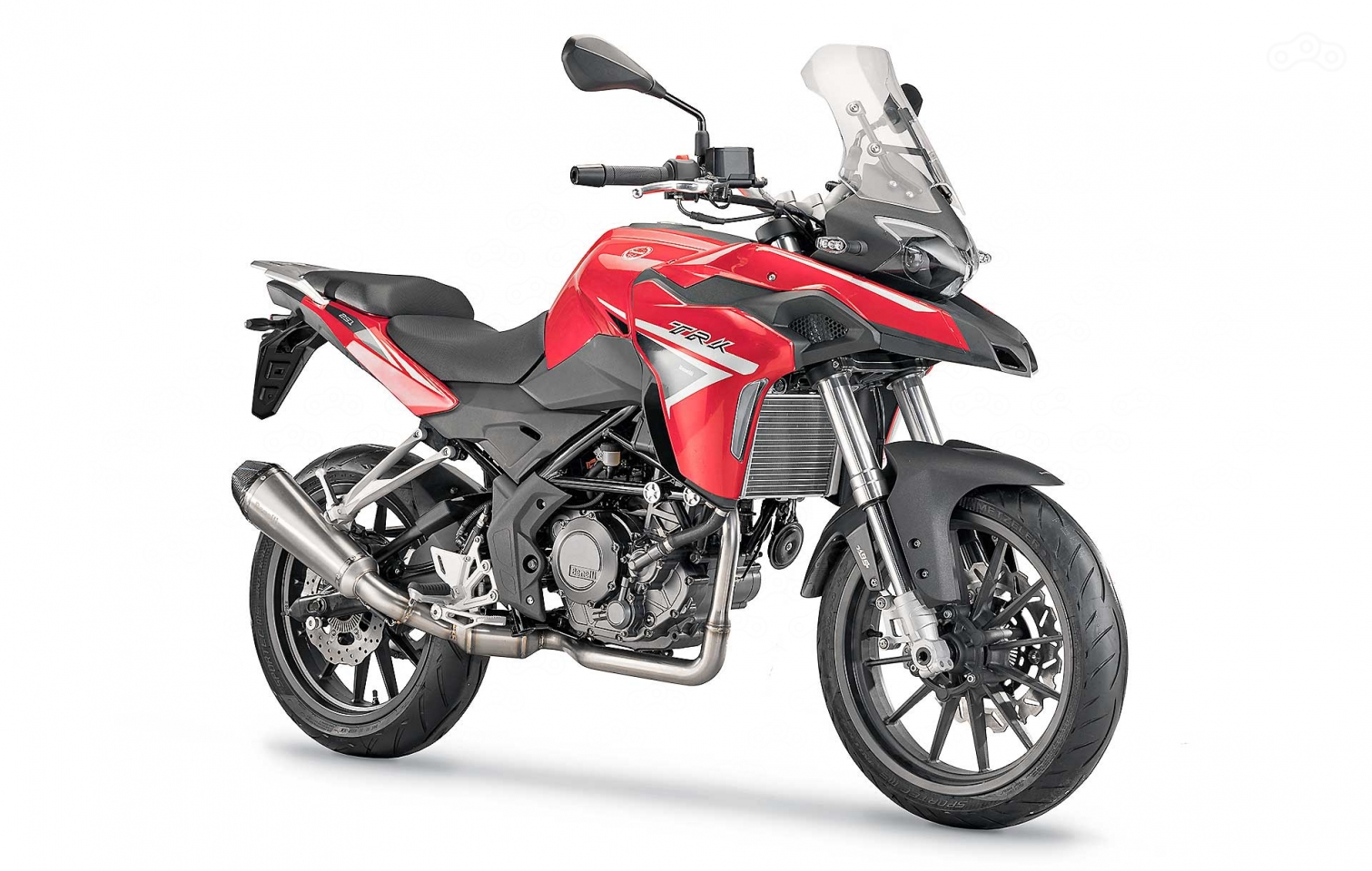 Benelli TRK 251 2018