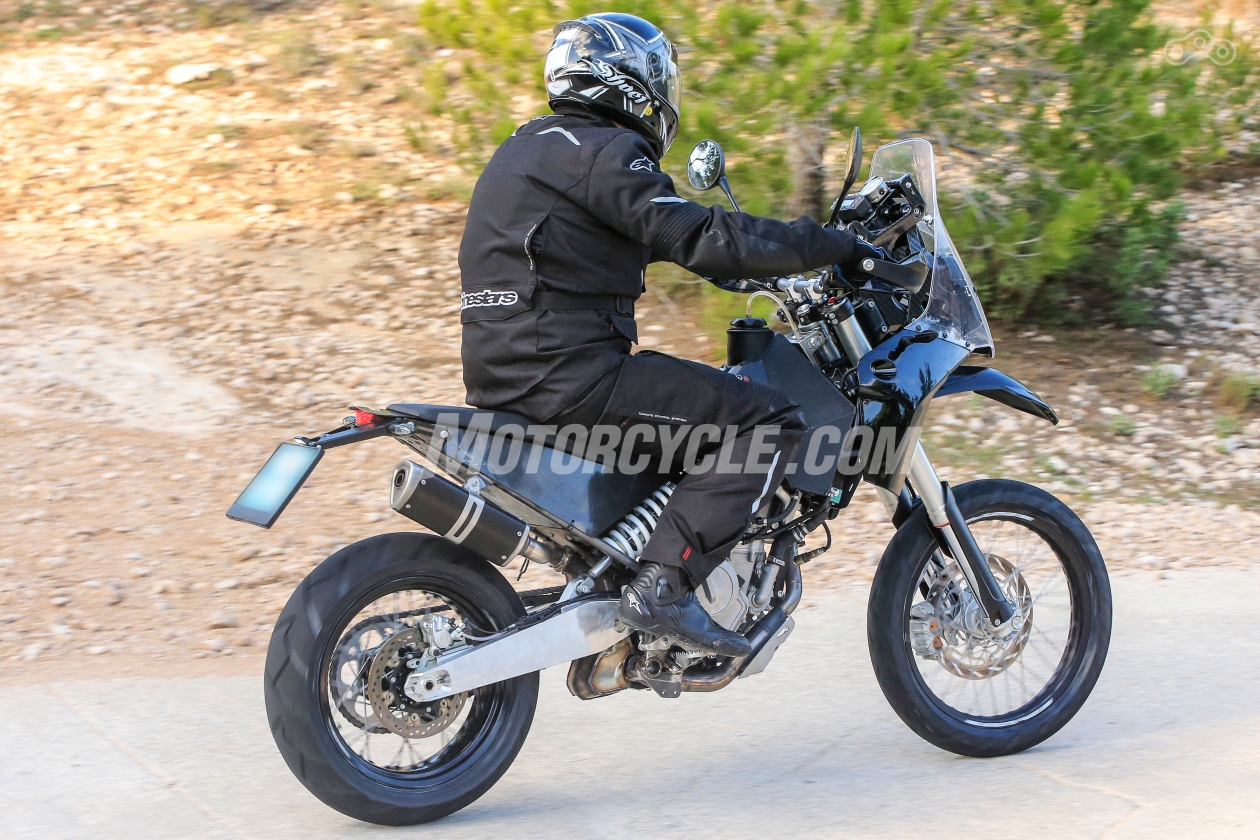 Ожидается, что модель будут собирать в Индии, где производятся мотоциклы семейства Duke