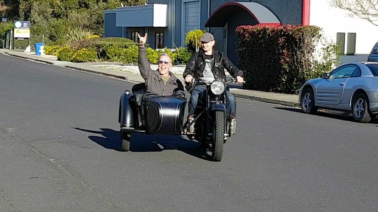 Долгожданная встреча — Евгений и Джеймс тестируют К-750 на дорогах Сан-Франциско