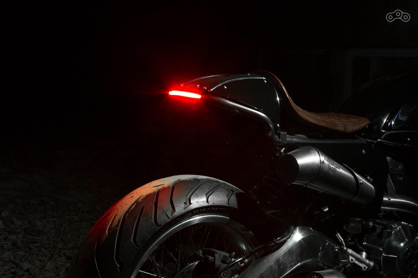 Использование светодиодов позволило сделать минималистичный стоп-сигнал