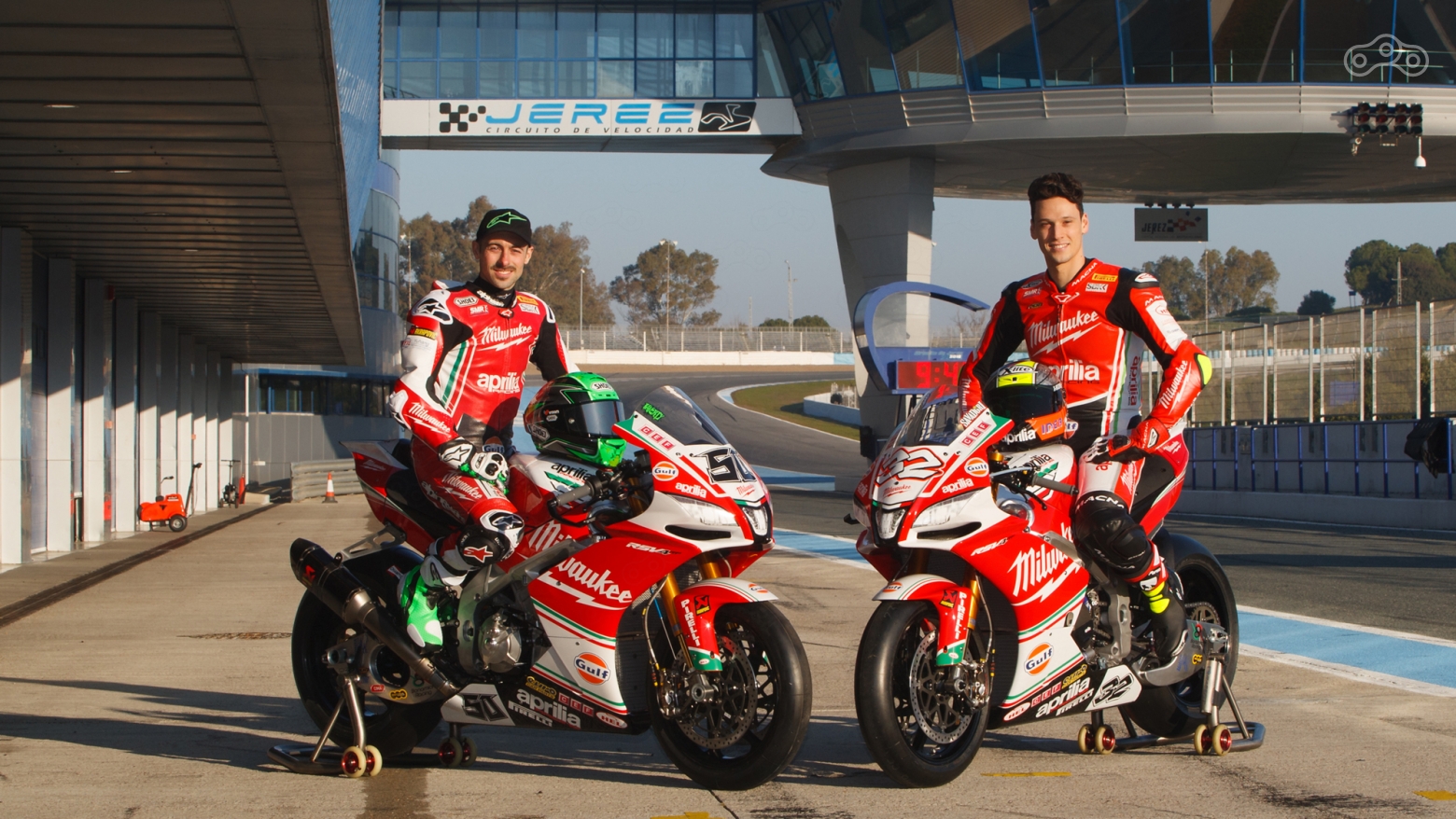 Юджин Лаверти и Лоренцо Савадори на тестах в Испании