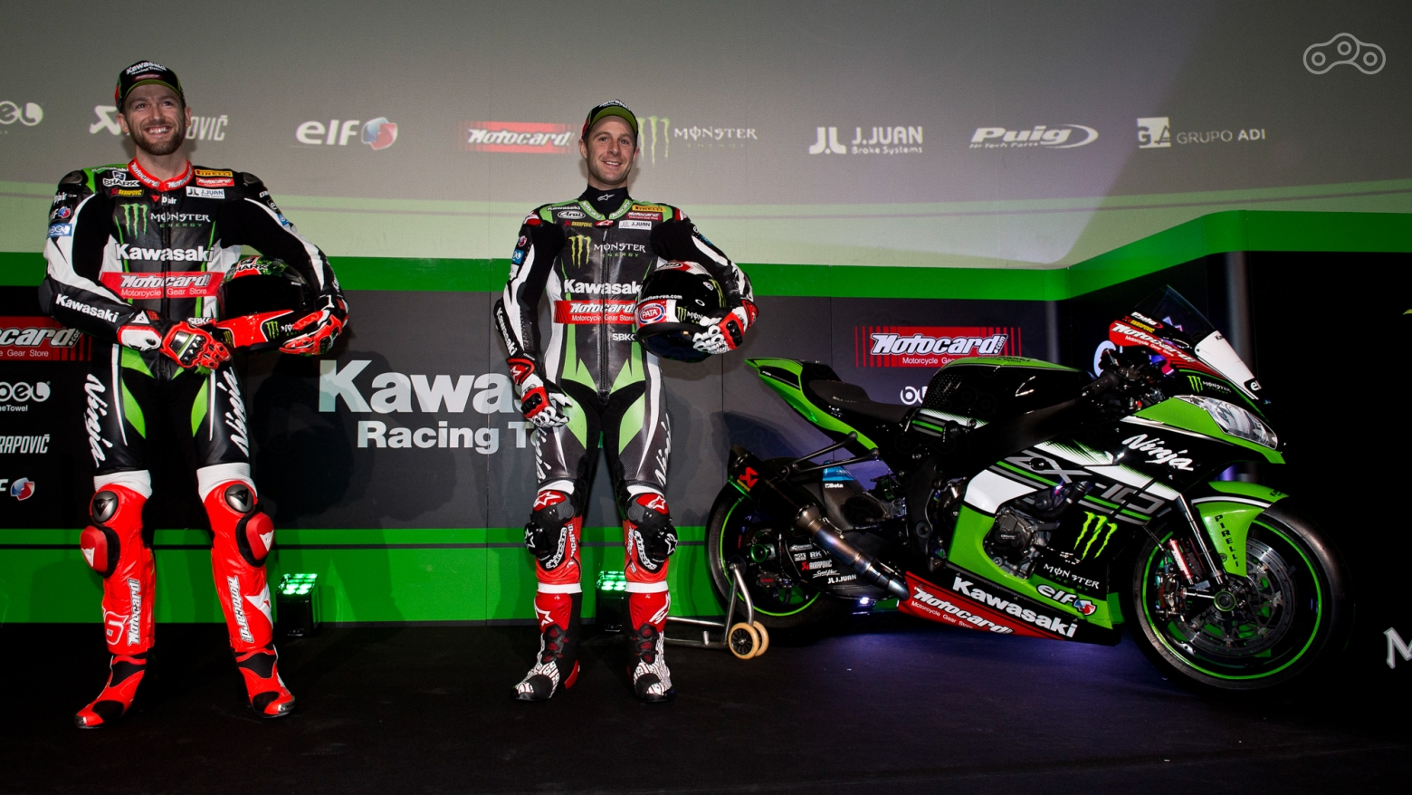 Пилоты KRT Том Сайкс, Джонатан Ри и новый Kawasaki ZX-10RR