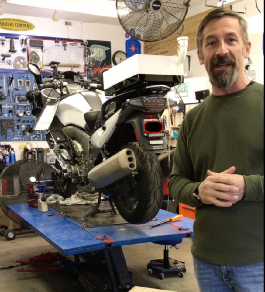 Перед заездом Карл значительное время посвятил установке и настройке аксессуаров