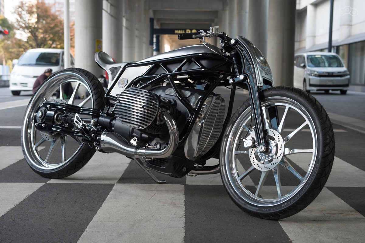 ZON BMW R18 - официальное имя кастома