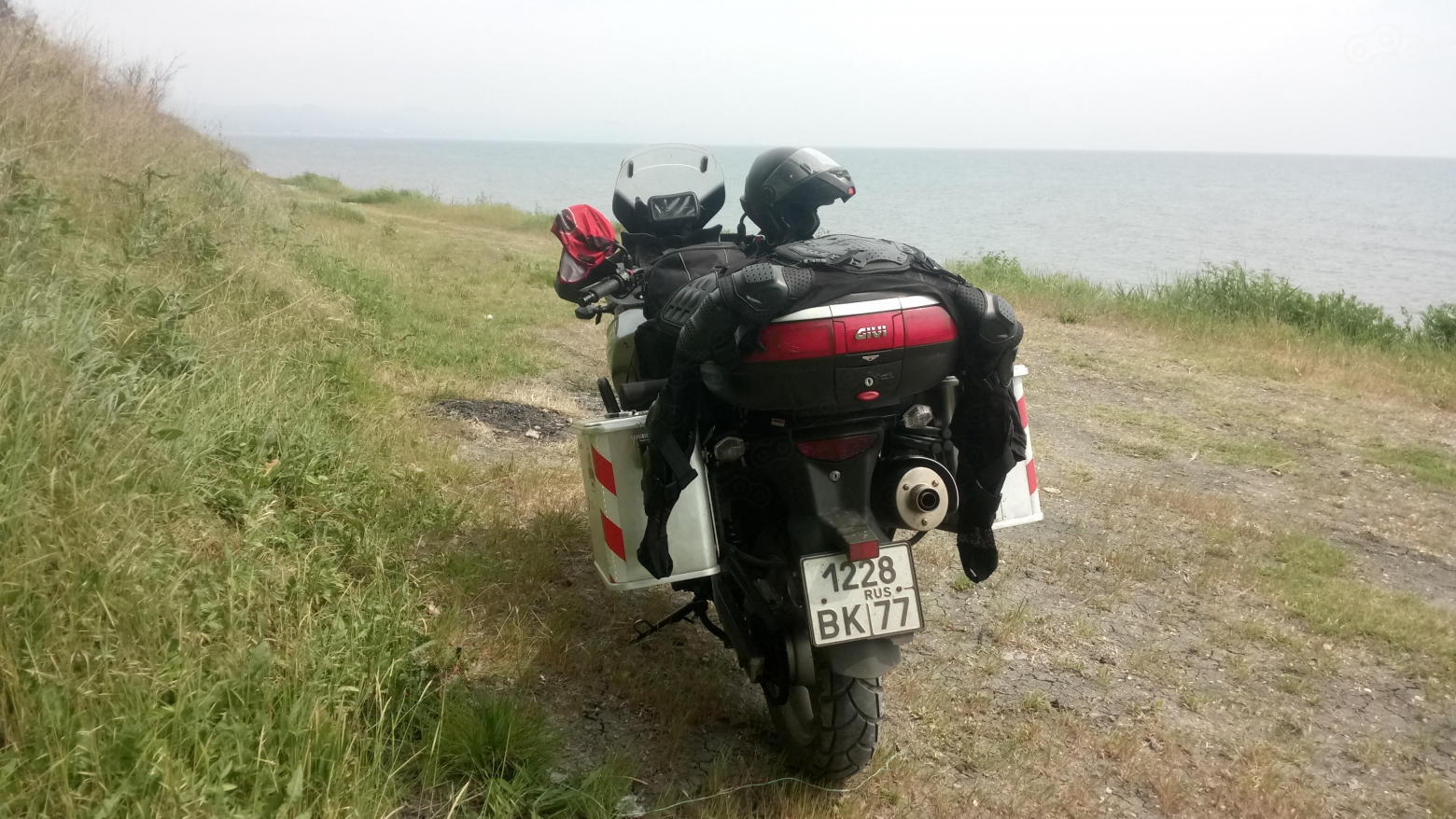 Тут-то я и заночую.