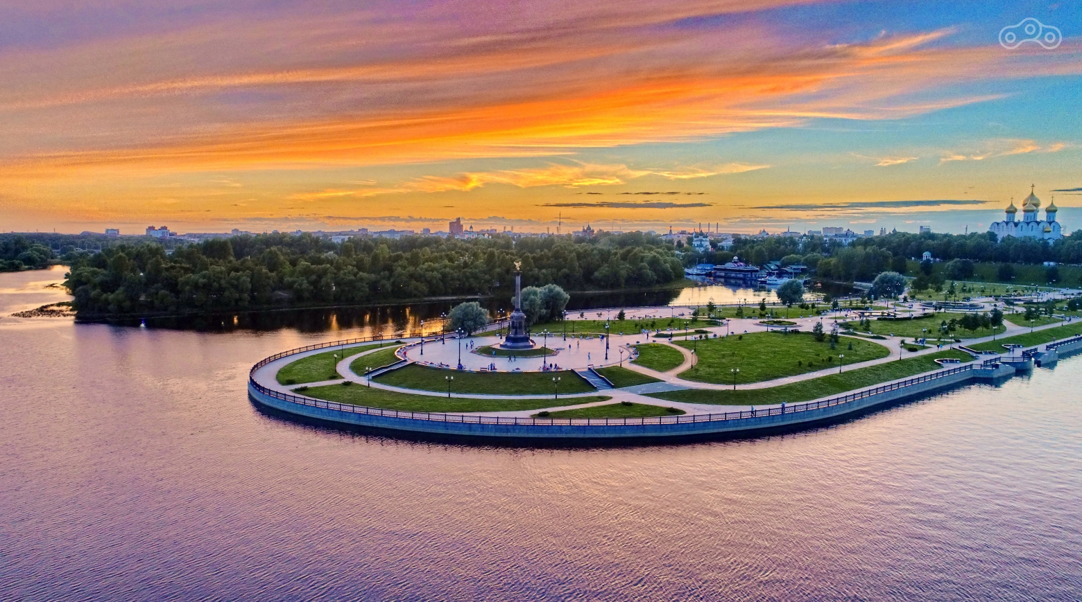 Ярославль, Стрелка