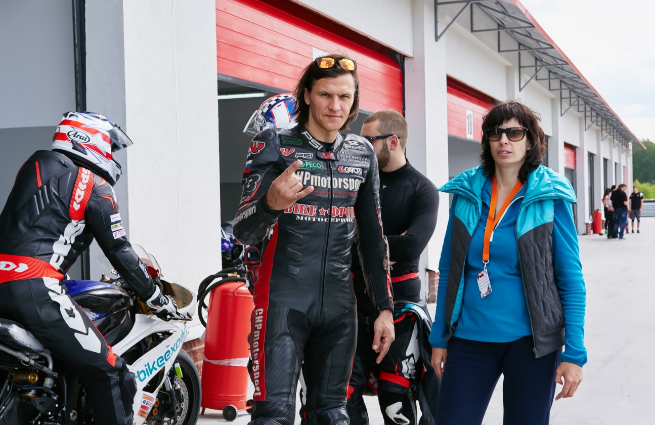Андрей Чернов и руководитель команды Bikeexpert Project Людмила Смирнова