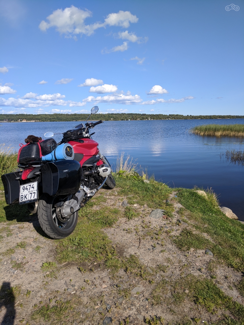 Случайные места не случайны