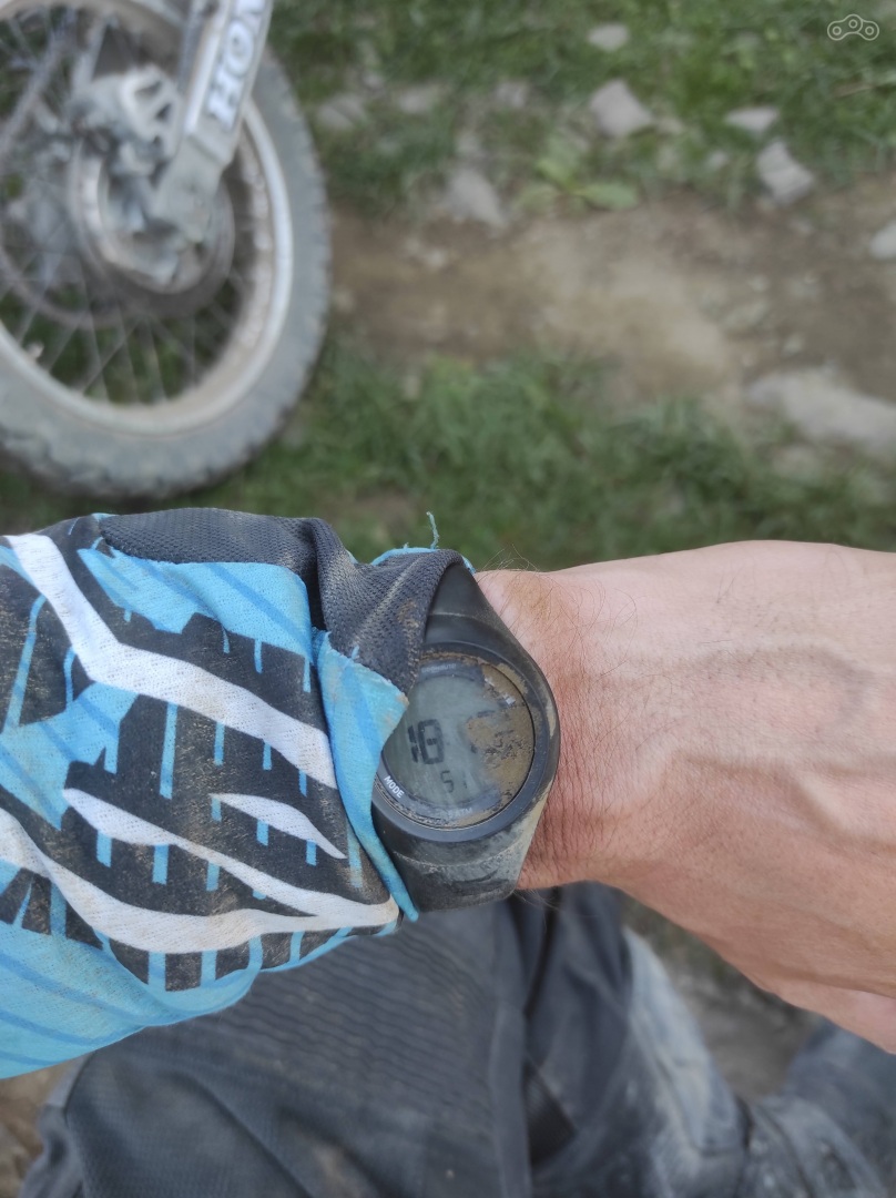 старт был в 10 финишь в 18.40, пару остановок по часу