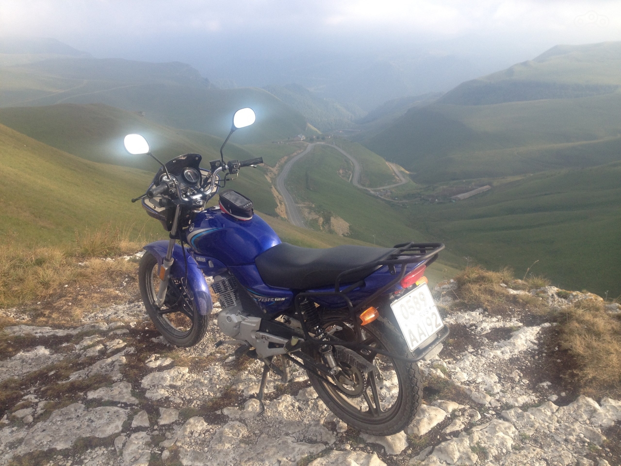 серпантин и горы