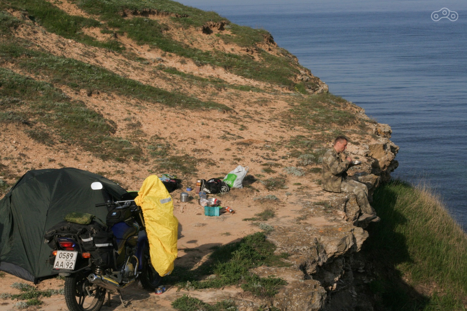 завтрак на берегу моря