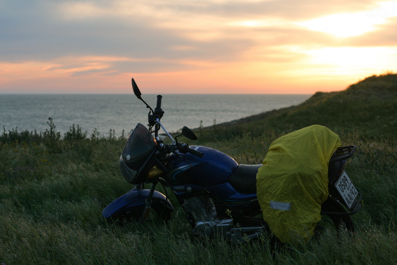утро 5-го дня, как обычно мотик весь в конденсате
