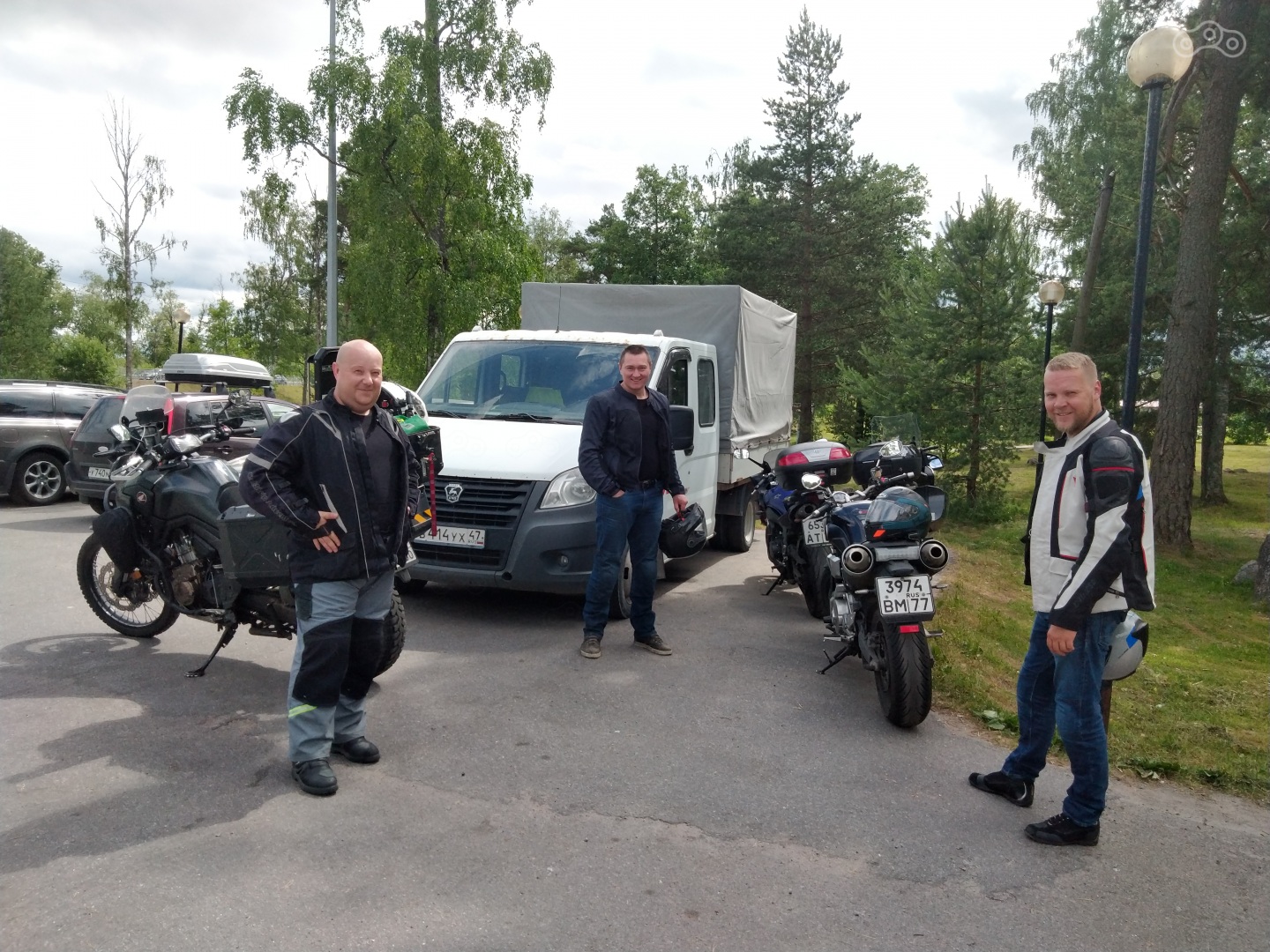 "Африканец" рассказывает где нужно ездить.